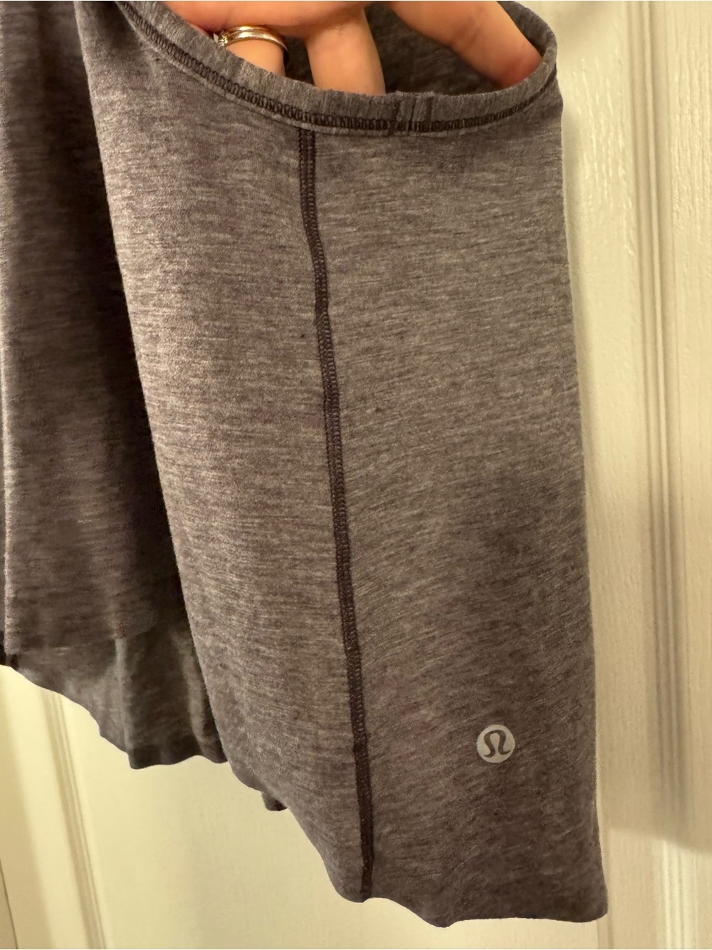 Lululemon Athletica Heathered Purple High-Low Tank - Picture 4 of 7